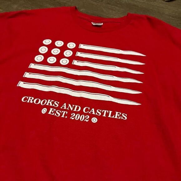 Crooks & Castle Mens T-Shirt Red Logo Graphic Streetwear American Flag Size XL - Picture 3 of 8